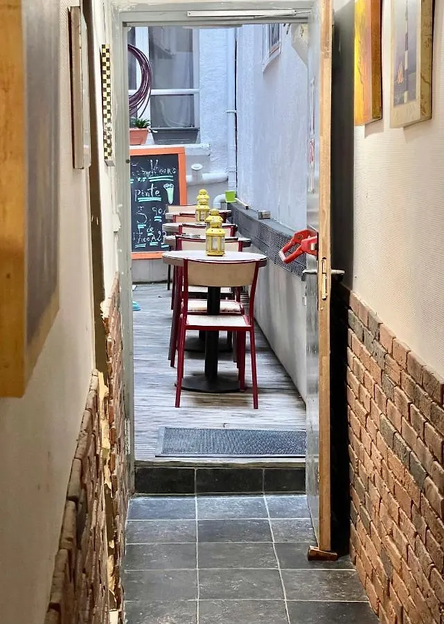 두 글로브 호스텔 파리